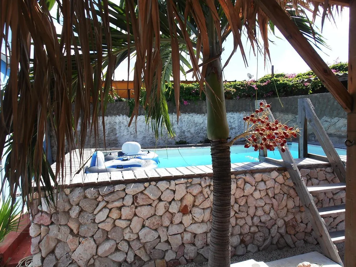 Villa Azul Willemstad Hostel